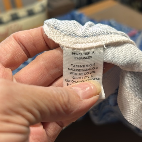 Soleillee Blue Print w/Sequins Vneck Hi Lo Tunic Sz 1X - Picture 12 of 12